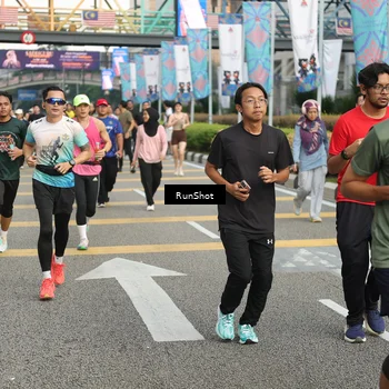 Runner Photo 4743782