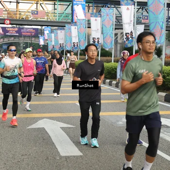 Runner Photo 4743807