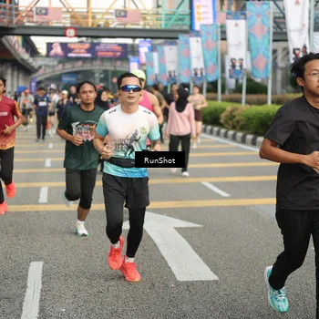 Runner Photo 4743848