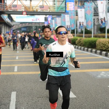 Runner Photo 4743888