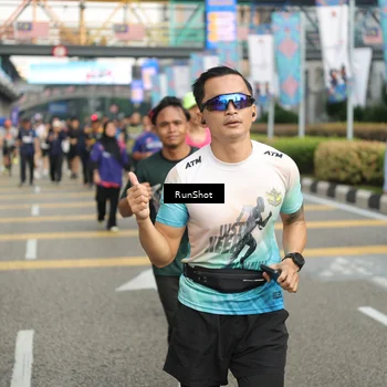 Runner Photo 4743893