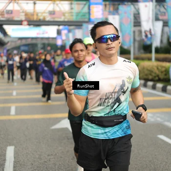 Runner Photo 4743894