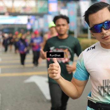 Runner Photo 4743915