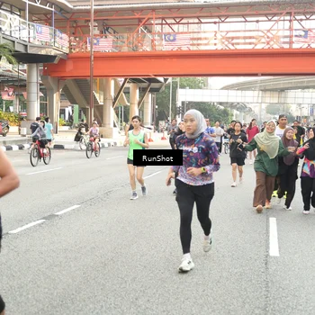 Runner Photo 4743934