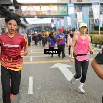 Runner Photo 4743960