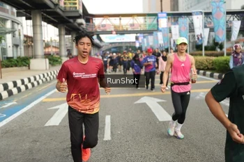 Runner Photo 4743976
