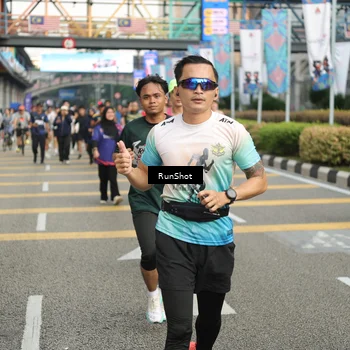 Runner Photo 4744091