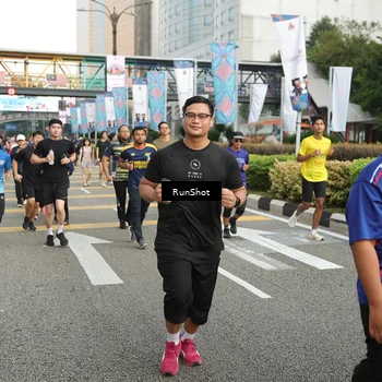 Runner Photo 4745010