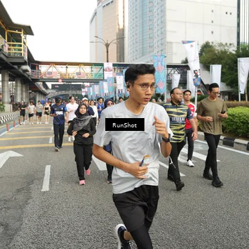 Runner Photo 4745130