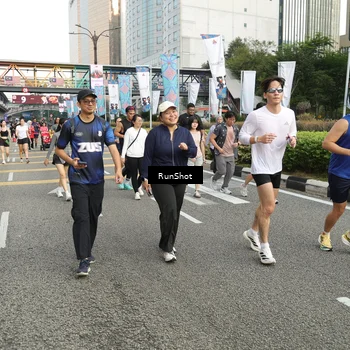 Runner Photo 4745478