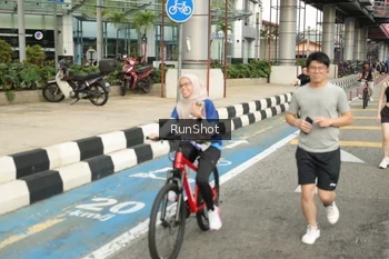 Runner Photo 4745668