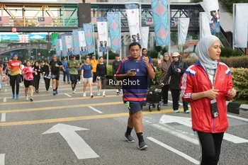 Runner Photo 4746499
