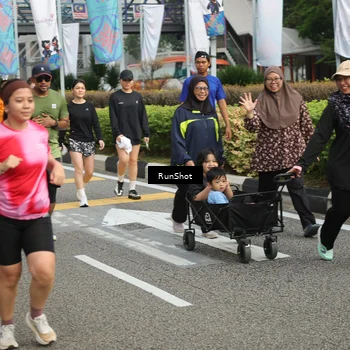 Runner Photo 4746875