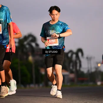Runner Photo 4747735
