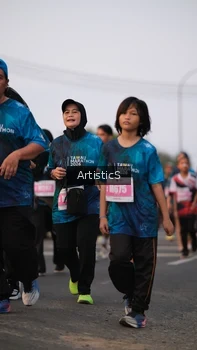 Runner Photo 4748432