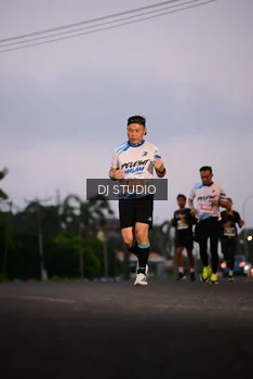 Runner Photo 4748847