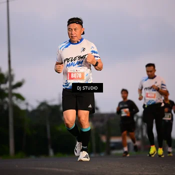 Runner Photo 4748879