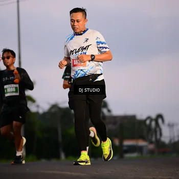 Runner Photo 4748913