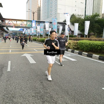 Runner Photo 4748989