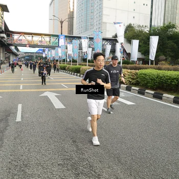Runner Photo 4749022
