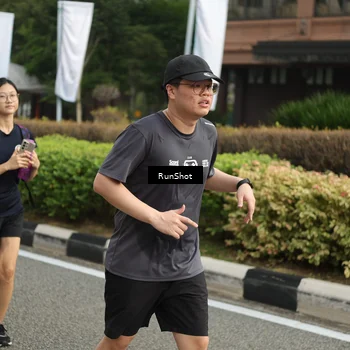 Runner Photo 4749054