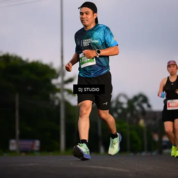 Runner Photo 4749107