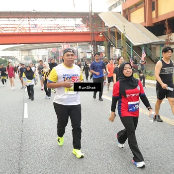 Runner Photo 4749149