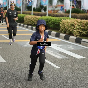 Runner Photo 4749211