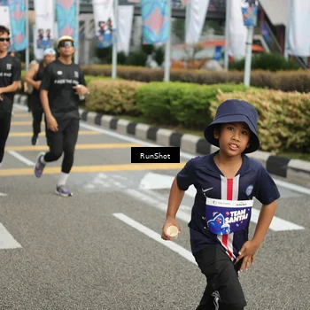 Runner Photo 4749243