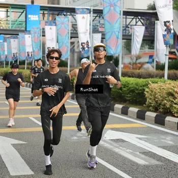 Runner Photo 4749315