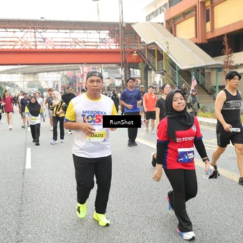 Runner Photo 4749374
