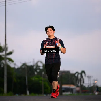 Runner Photo 4749394