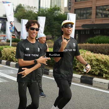 Runner Photo 4749398