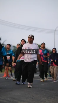 Runner Photo 4749443