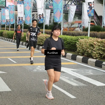 Runner Photo 4749491
