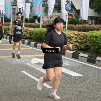 Runner Photo 4749533
