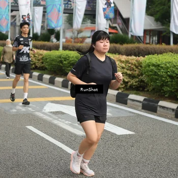Runner Photo 4749534
