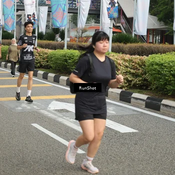 Runner Photo 4749549