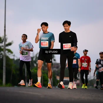 Runner Photo 4749625