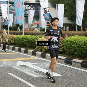 Runner Photo 4749637