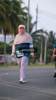 Runner Photo 4749657