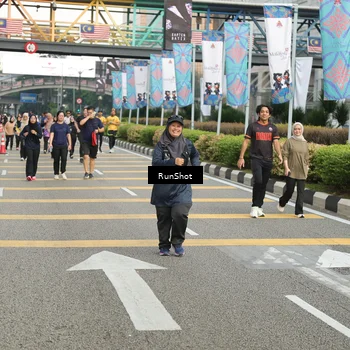 Runner Photo 4749659