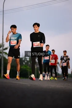 Runner Photo 4749662