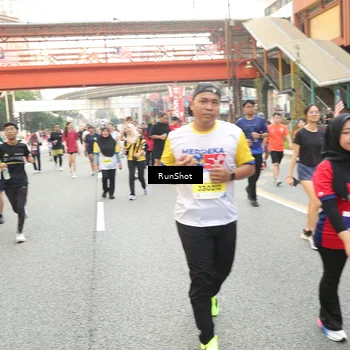 Runner Photo 4749666