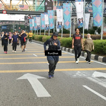 Runner Photo 4749679