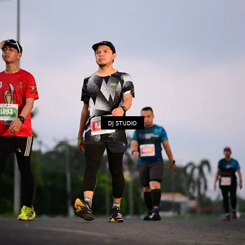 Runner Photo 4749698