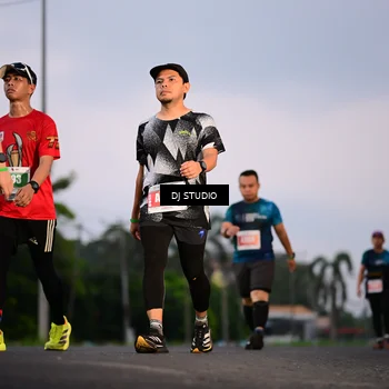 Runner Photo 4749707