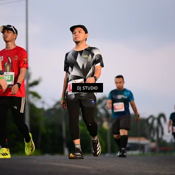 Runner Photo 4749715