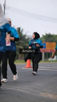 Runner Photo 4749753