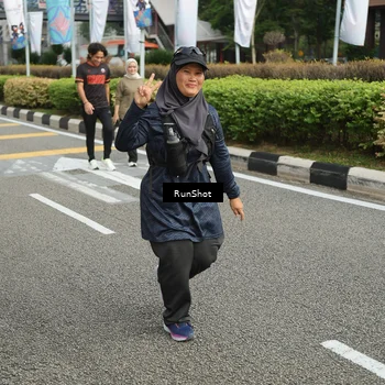 Runner Photo 4749915